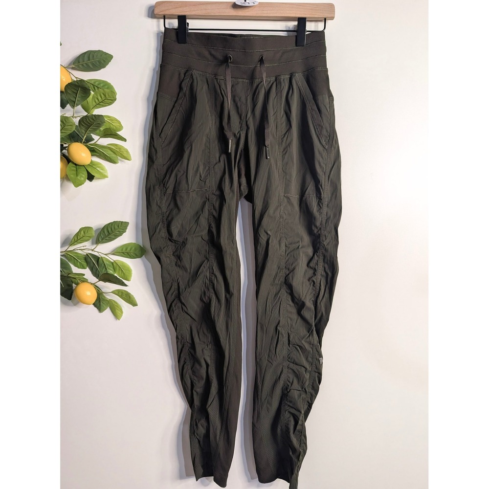 Lululemon Dance Studio Olive Green Sz 4 27inch length